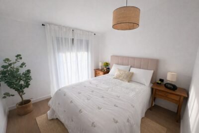 Casa / Chalet independiente en venta en CL Milagros, 15