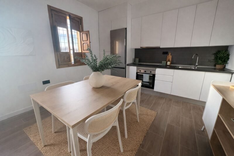 Casa / Chalet independiente en venta en CL Milagros, 15