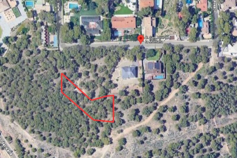 Terreno en Calle San José de la Montaña, 15